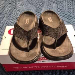 Skechers Arch Fit Go Walk 2.0 Claire Sz 9 Black